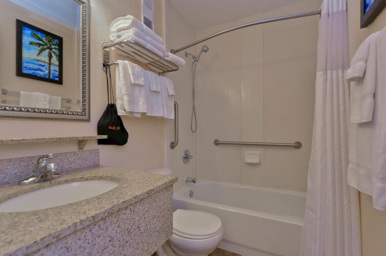 202-pool, Wifi, Close To Bucs Stadium