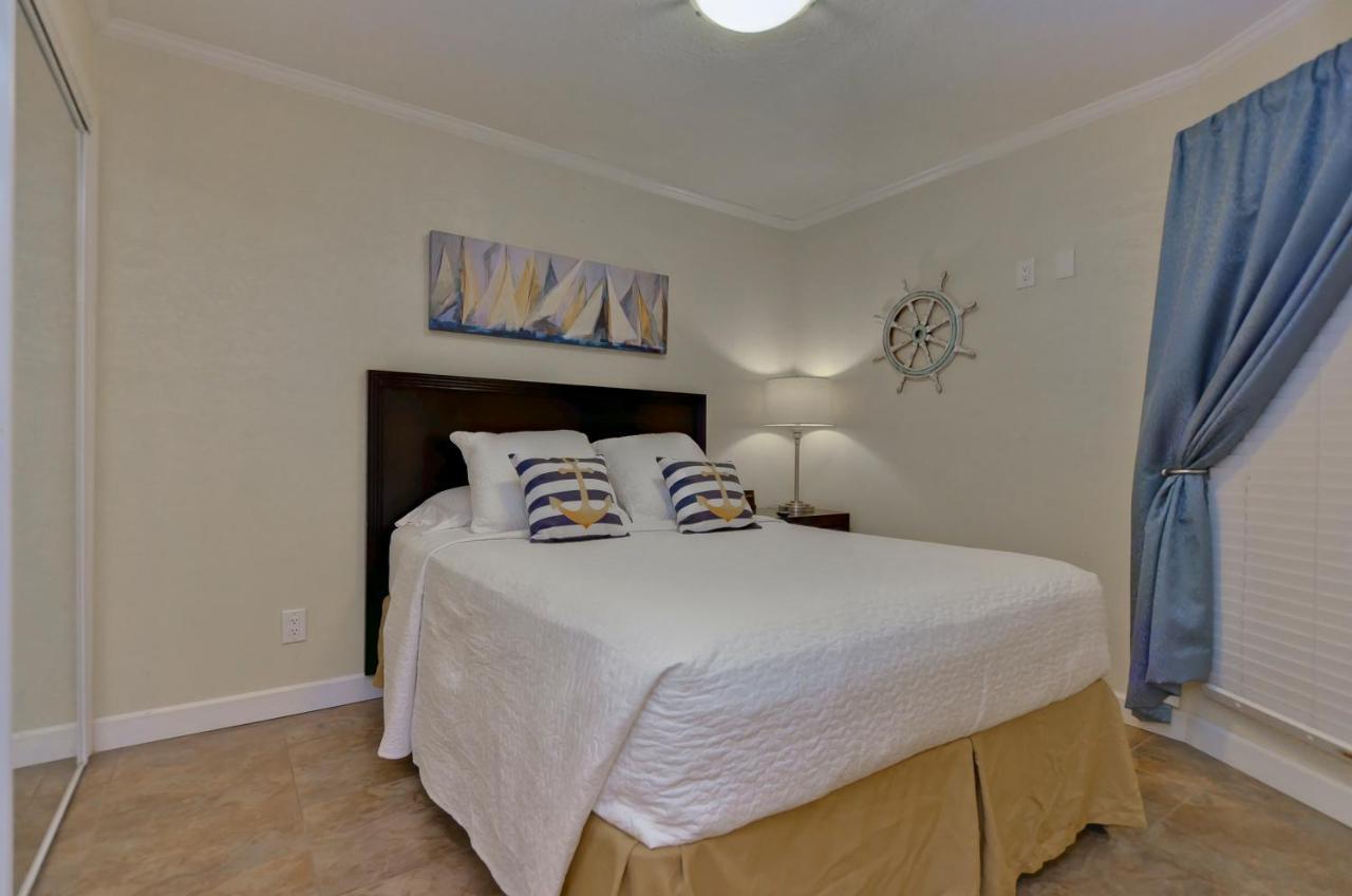 202-pool, Wifi, Close To Bucs Stadium *