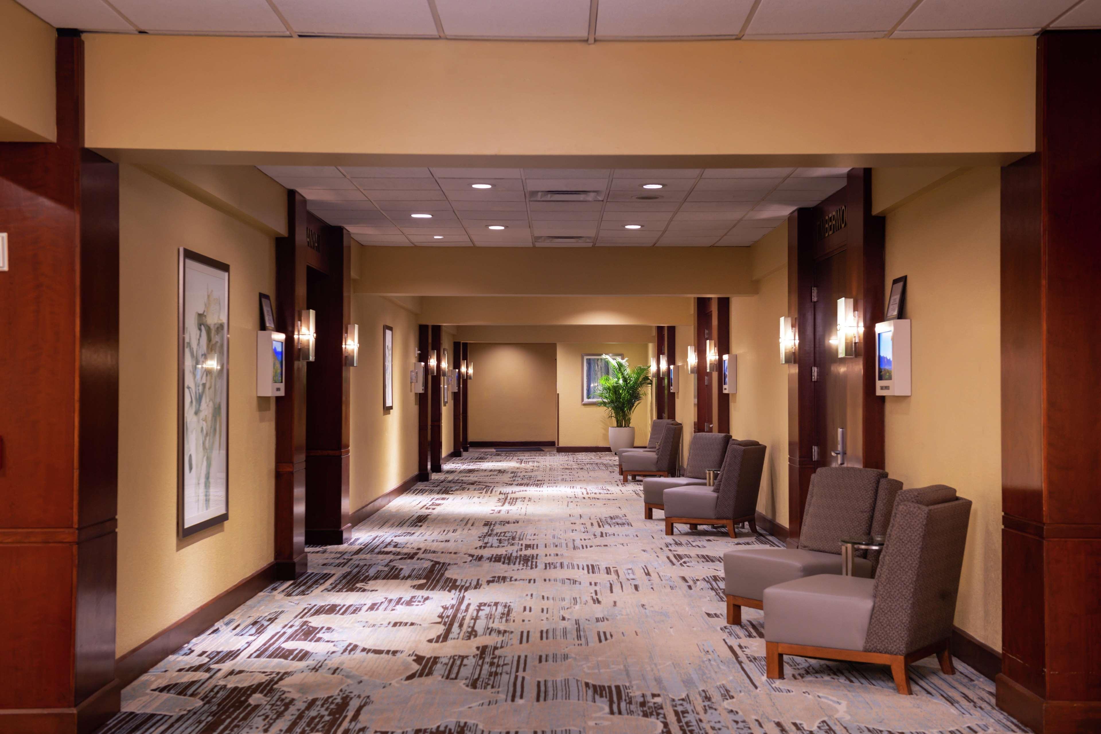 Hotel Doubletree By Hilton Airport-westshore 3*