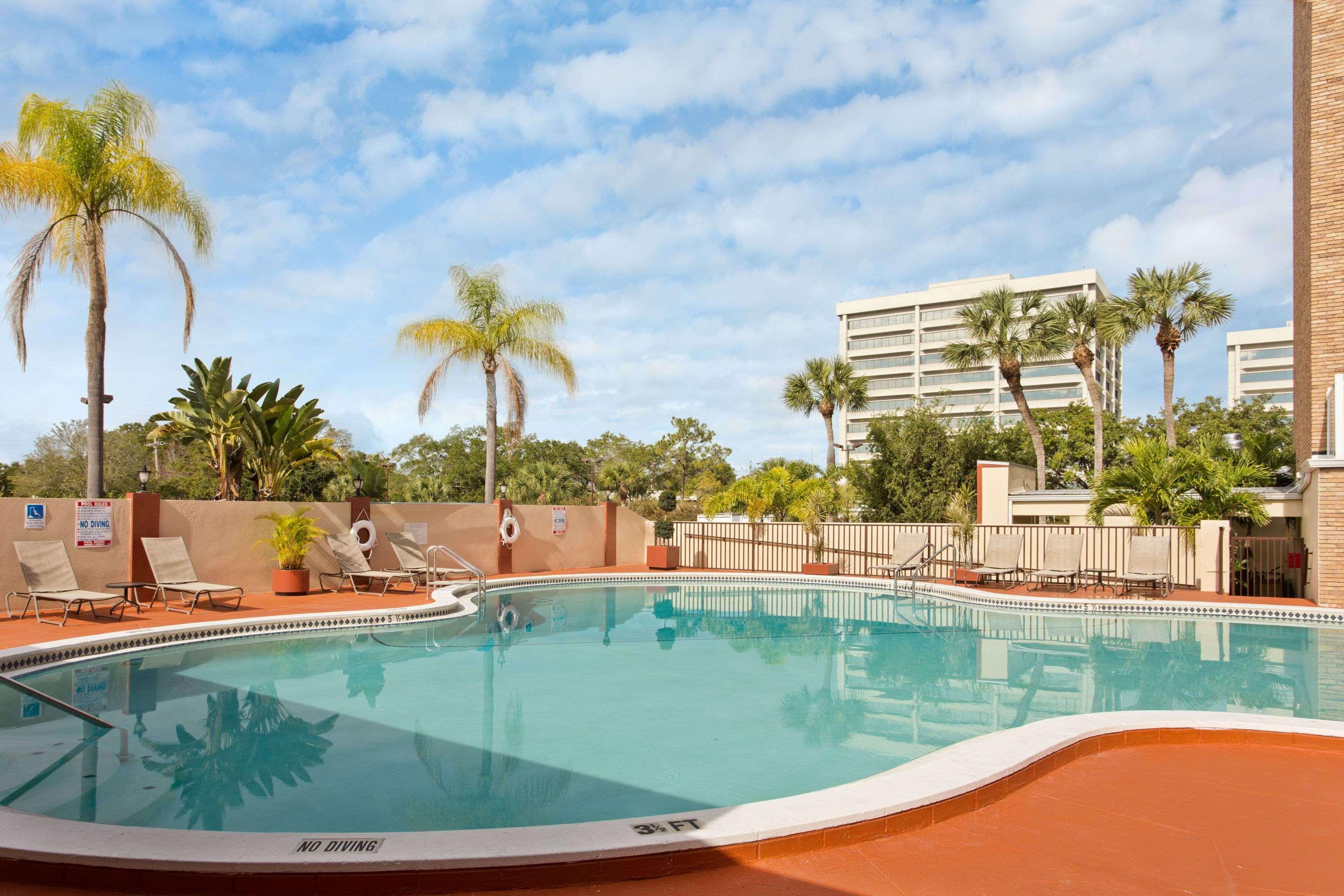 Hotel Ramada By Wyndham Westshore Airport South Tampa
