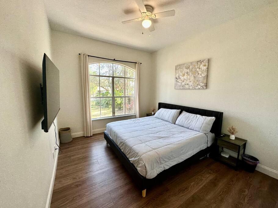 Holiday home Hidden Gem In The Heart Of The City!!