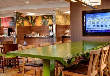 Fairfield & By Marriott Westshore/airport