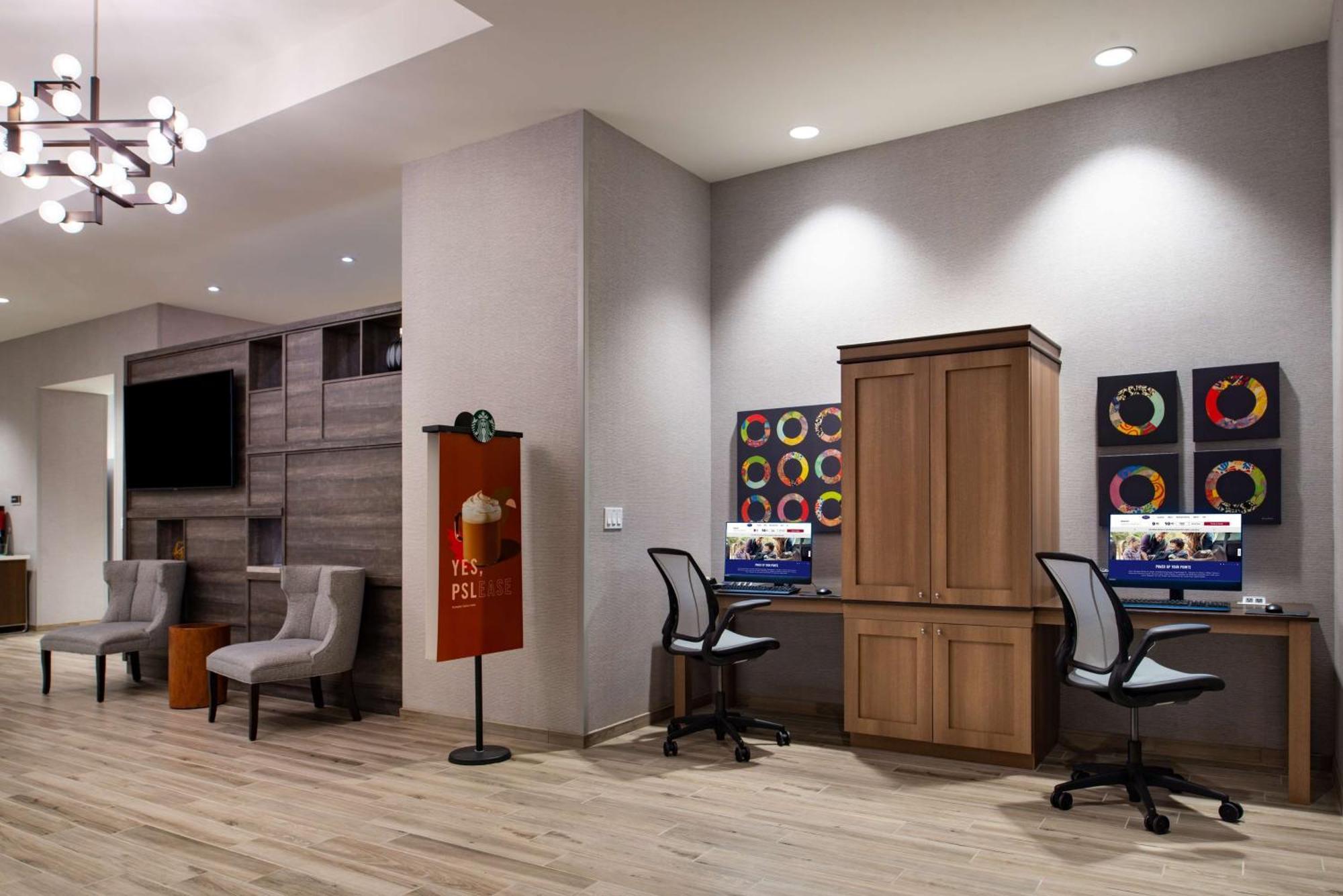 Hotel Home2 By Hilton Downtown Channel District Tampa
