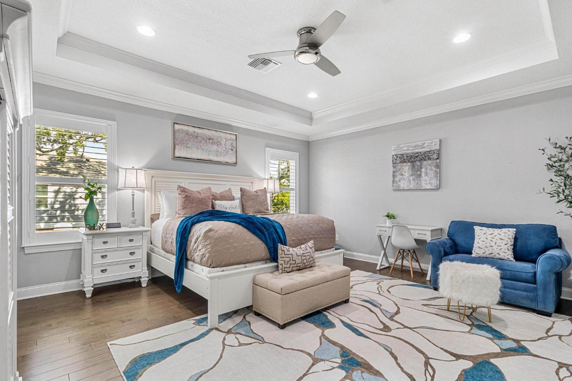 Upscale Soho Living Near Bayshore Boulevard * Tampa