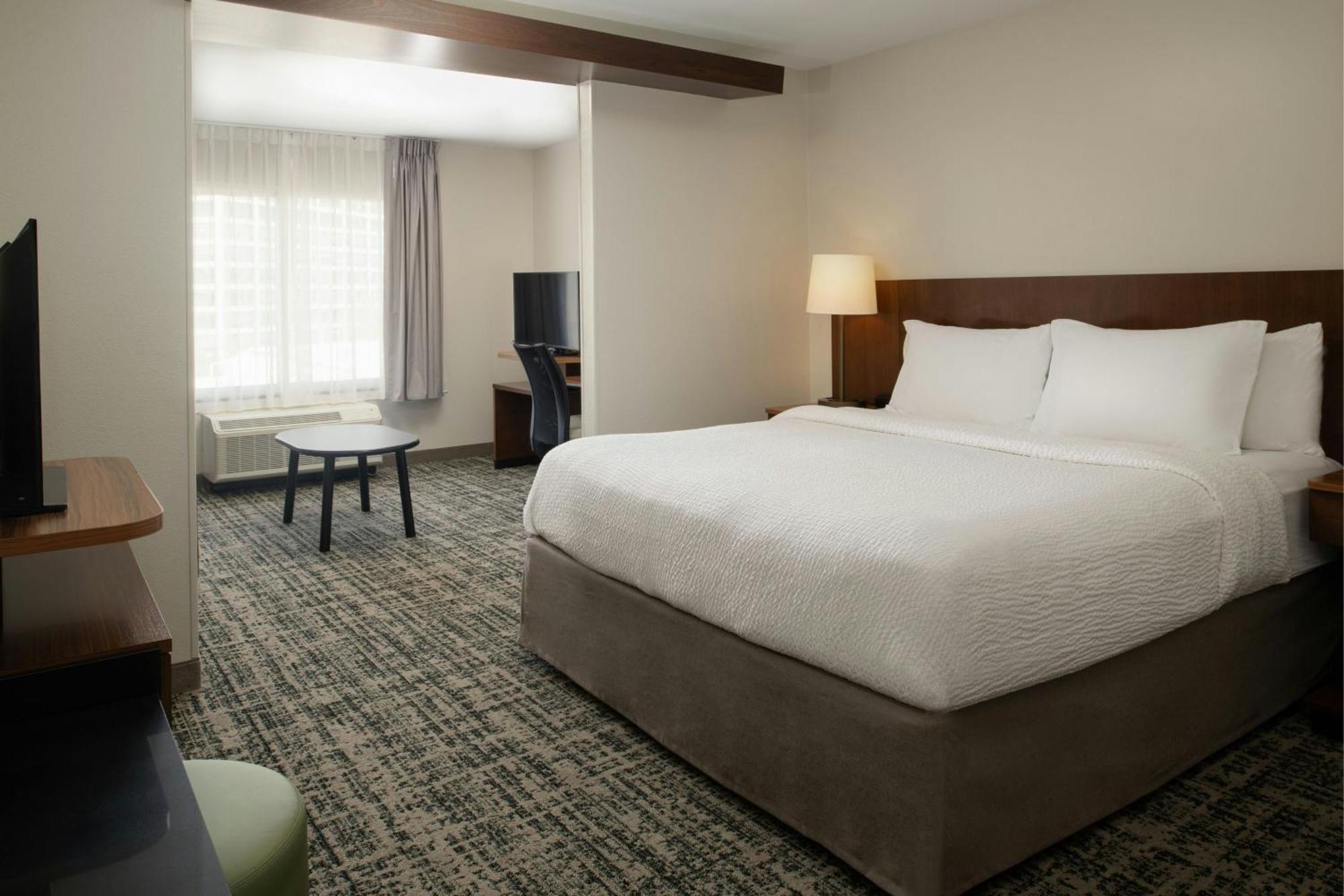 Hotel Fairfield & By Marriott Westshore/airport