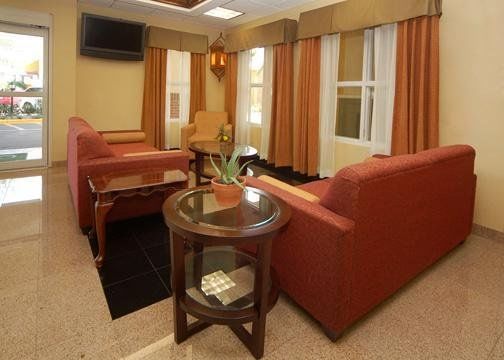 Quality Airport - Cruise Port 2*