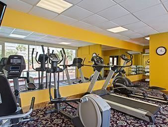 Ramada By Wyndham Westshore Airport South