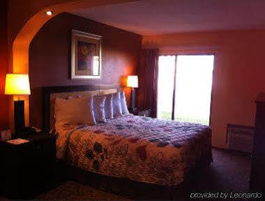Hotel Days & By Wyndham - Ybor Tampa